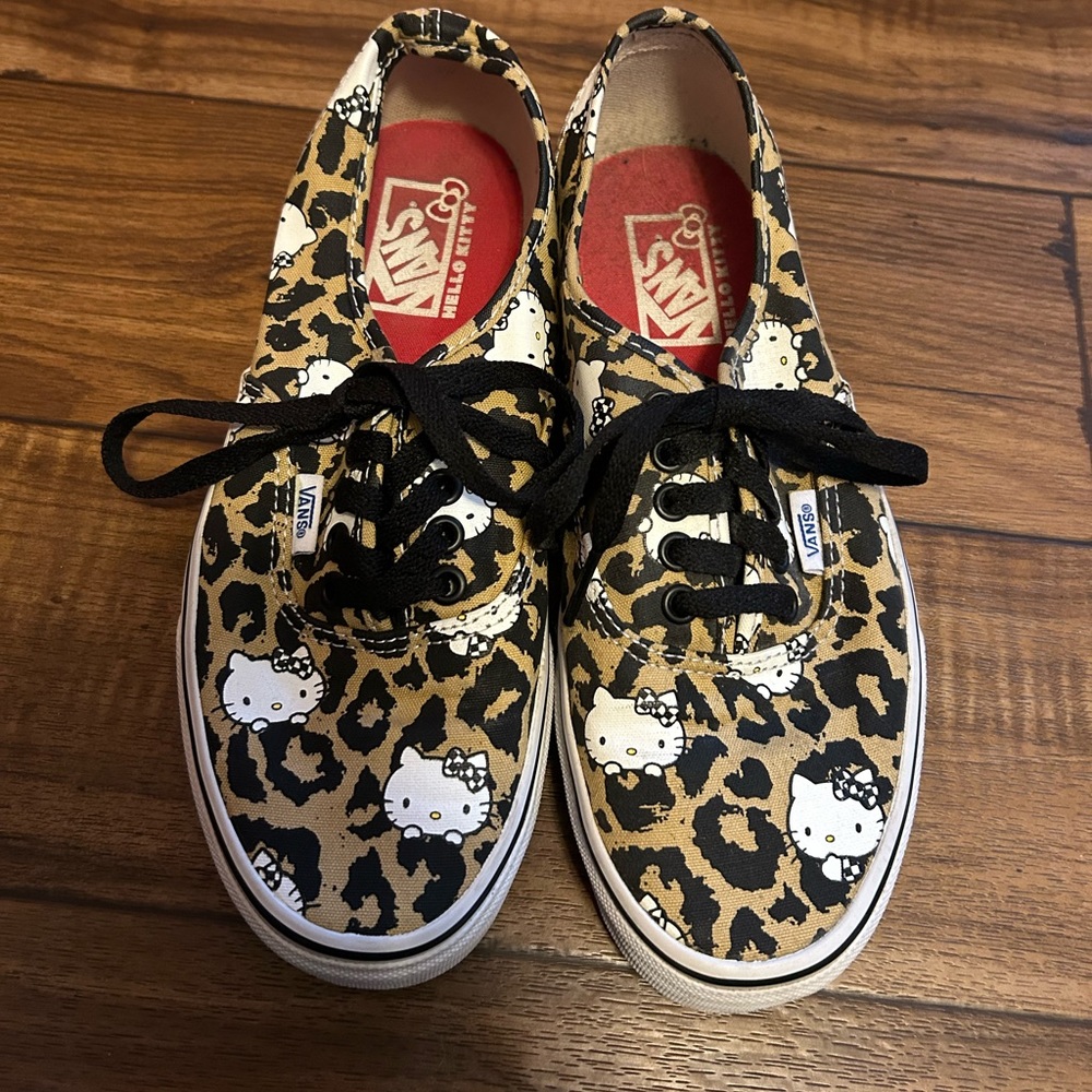 Vans Rare Hello Kitty Leopard Authentics